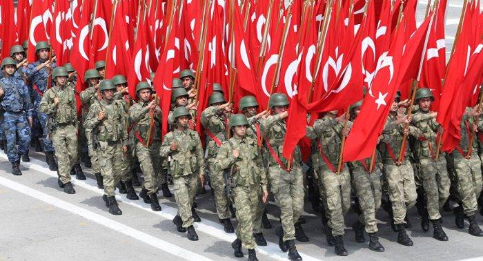 سربازی اتباع خارجی که تابعیت ترکیه را دریافت کرده اند