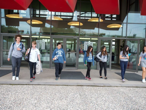 کالج آمریکایی در ازمیر