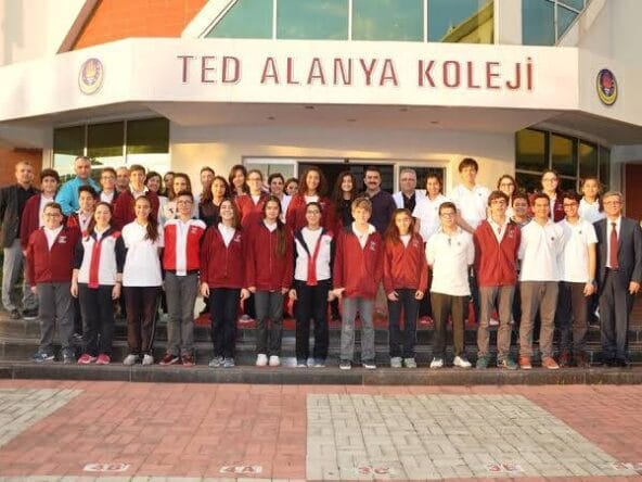 مدارس بین المللی و کالج در آلانیا ترکیه