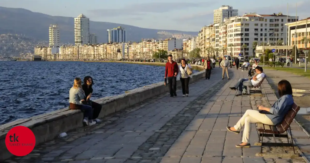 آلسانجاک ازمیر محله پر جنب و جوش و هیجان انگیز