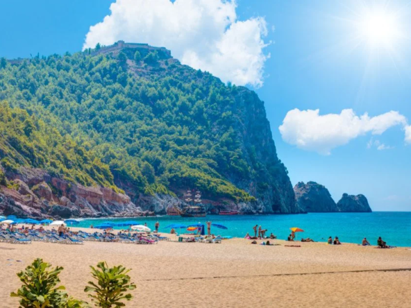 محله هایی از آلانیا که اتباع خارجی اجازه اقامت ندارند