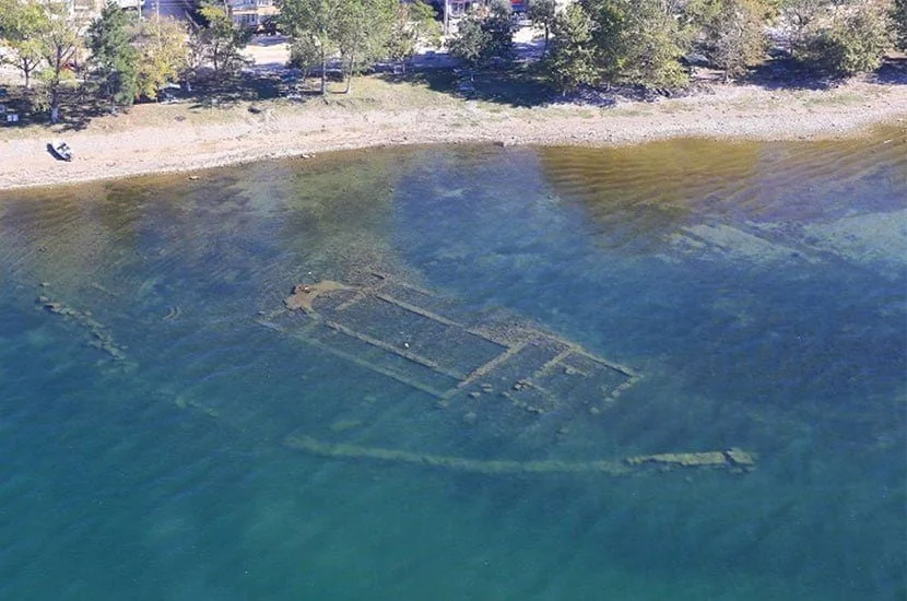 کلیسا غوطه ور ایزنیک