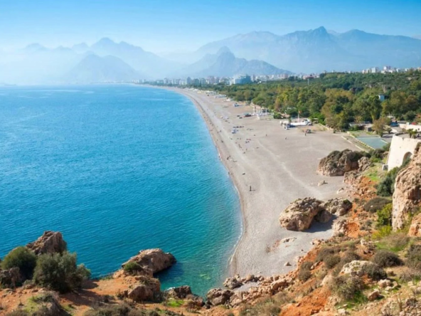 کارگیجاک آلانیا: آرامش ساحلی در دامنه کوه‌های توروس